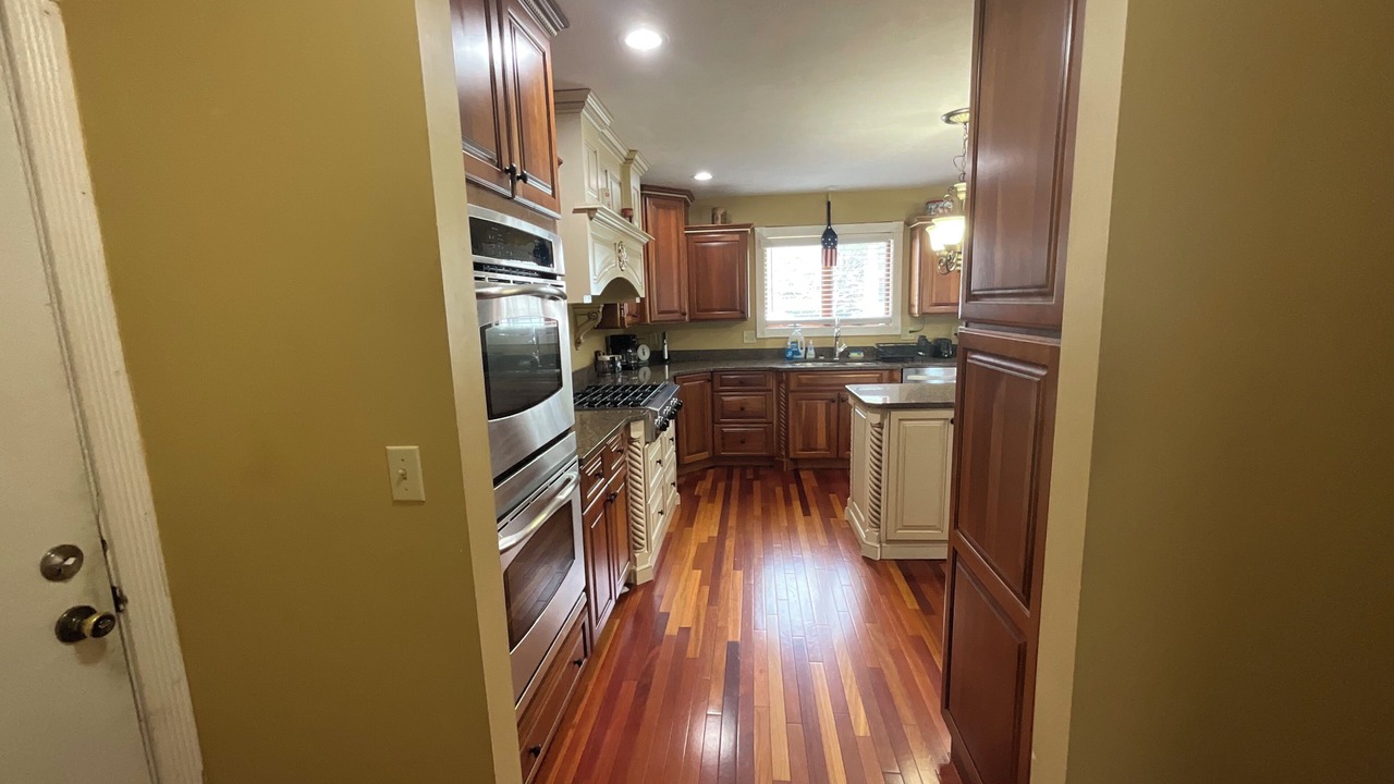 Photo of Kitchen in Pontiac
