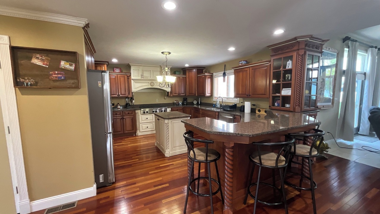 Photo of Kitchen in Pontiac