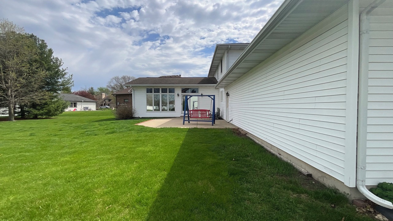 Photo of Outdoor in Pontiac