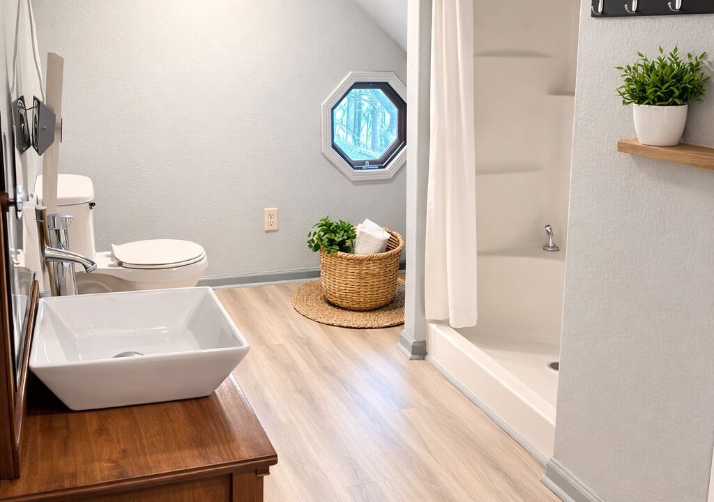 Photo of Bathroom in Greeneville