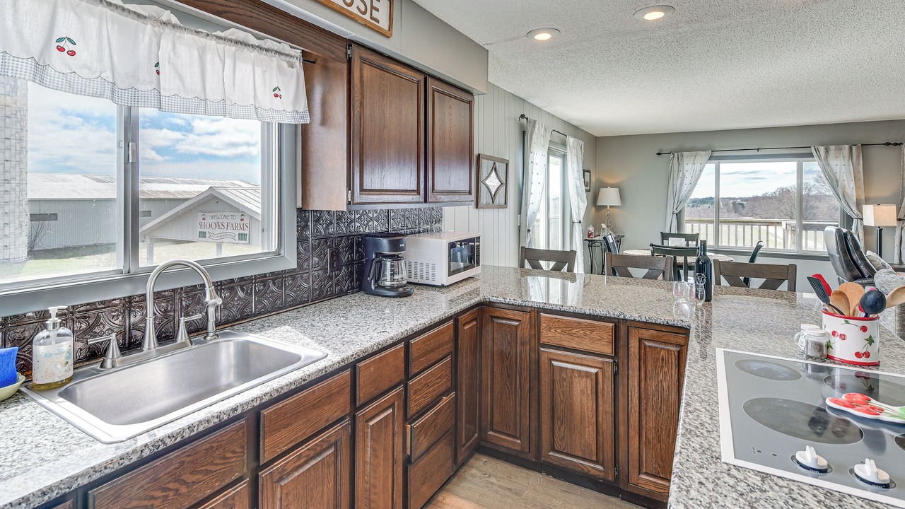 Photo of Kitchen in Central Lake