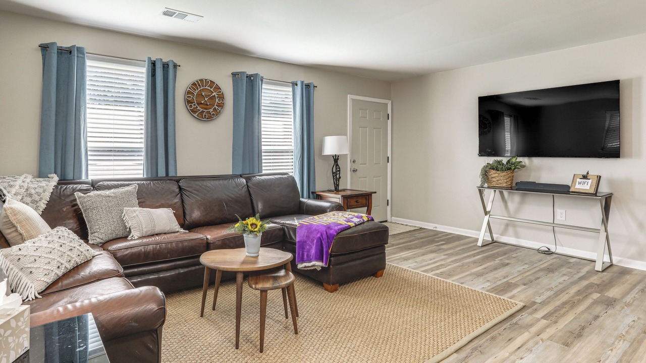 Photo of Livingroom in Highlands - Perkins