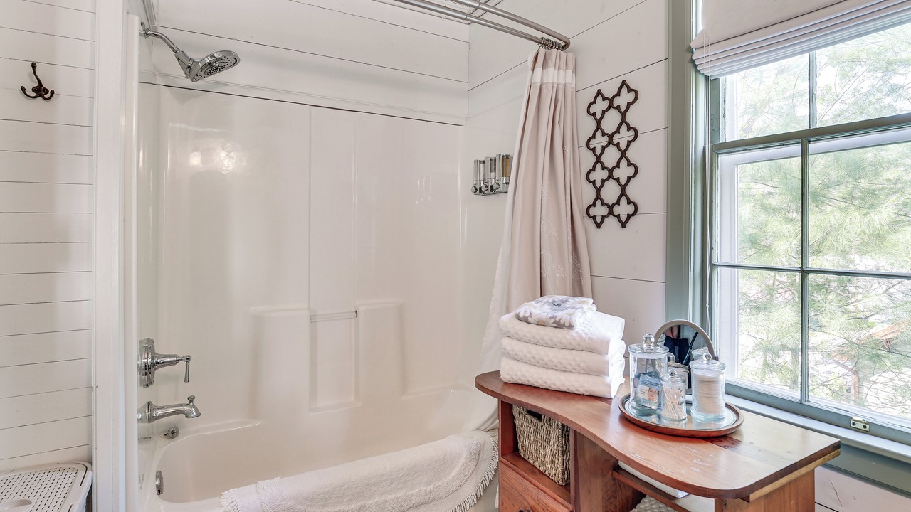 Photo of Bathroom in Augusta