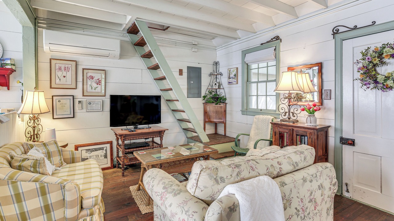Photo of Bedroom in Augusta