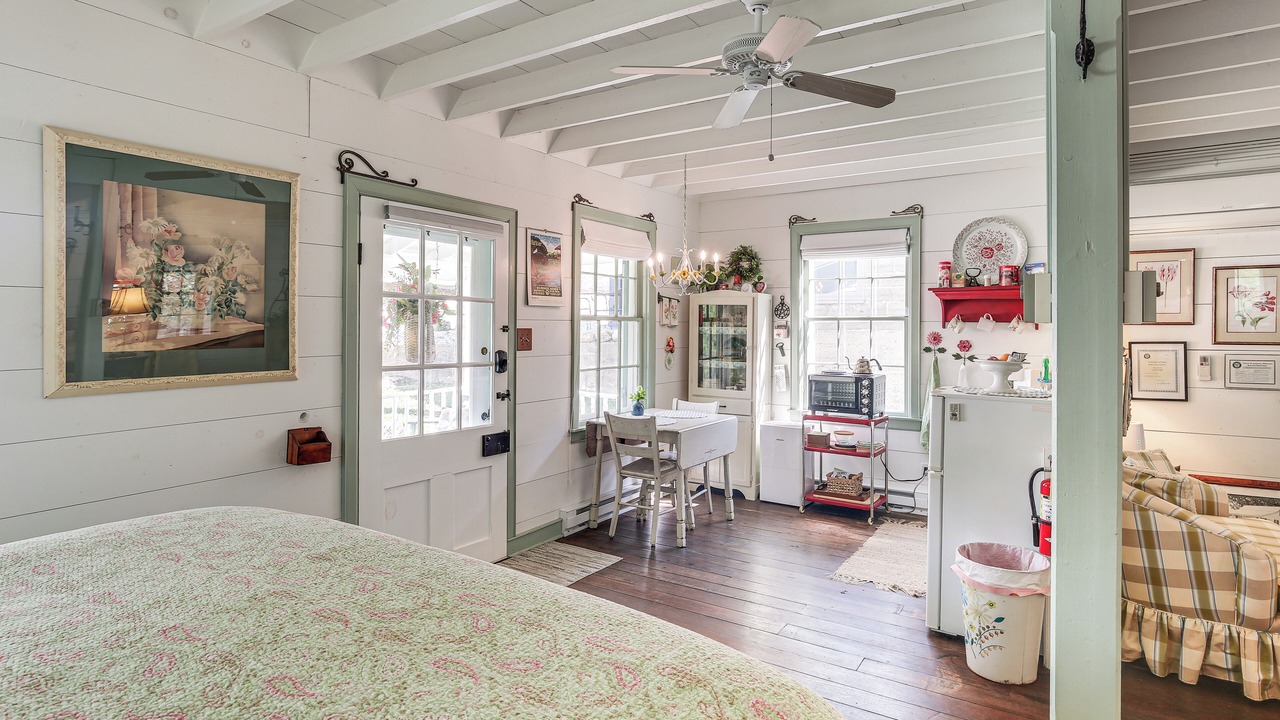 Photo of Bedroom in Augusta