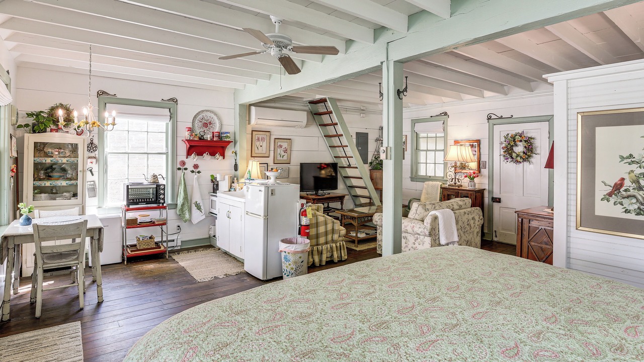 Photo of Bedroom in Augusta