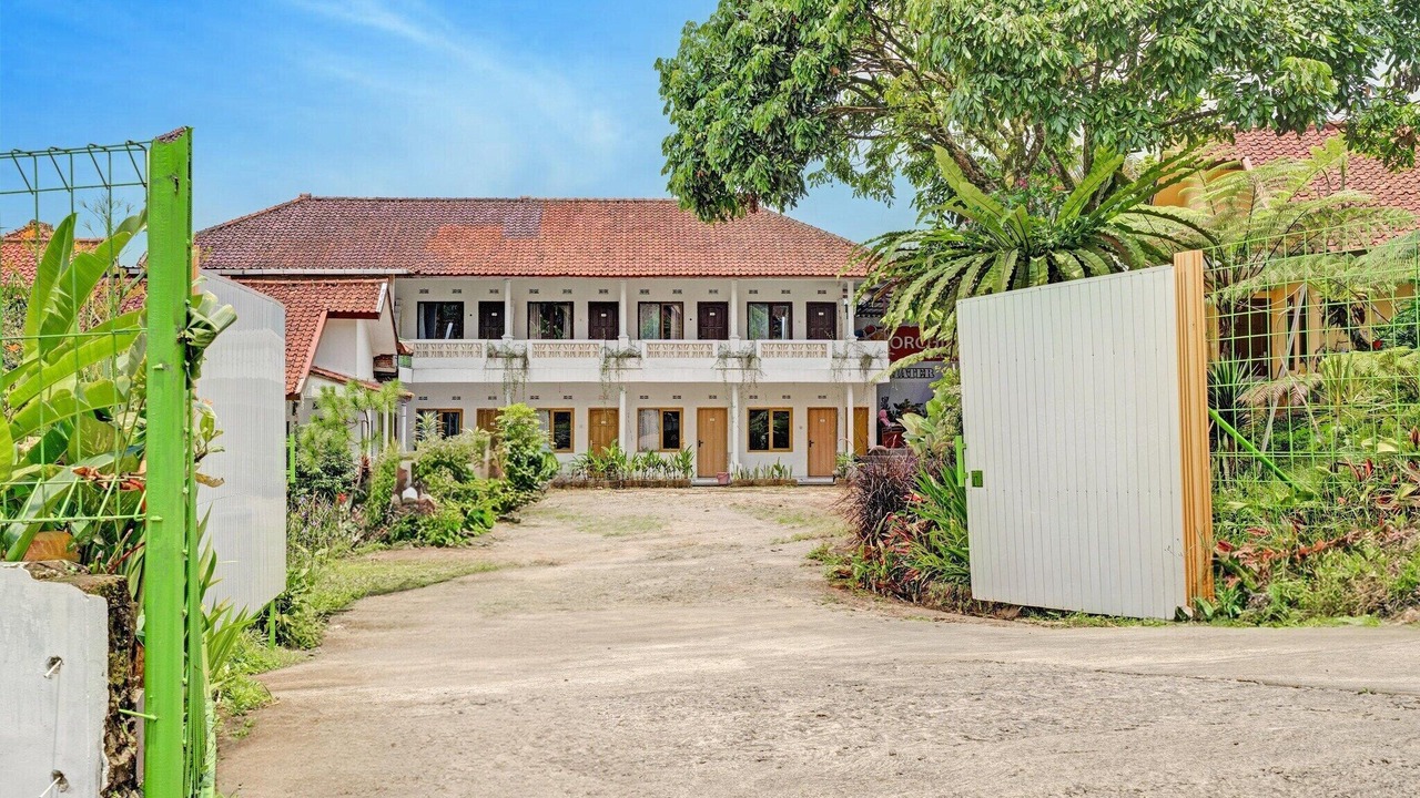 Photo of Others in Laweyan