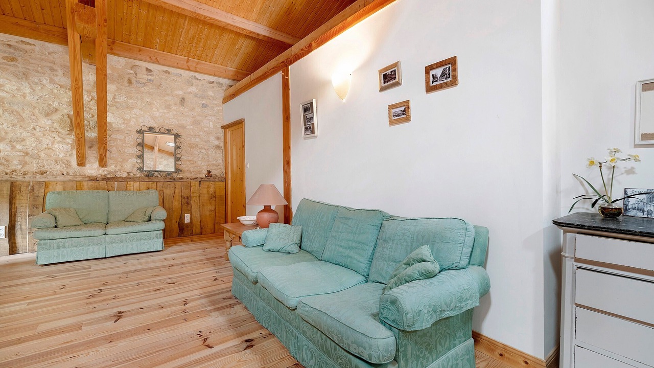 Photo of Livingroom in Castelnau-de-Montmiral