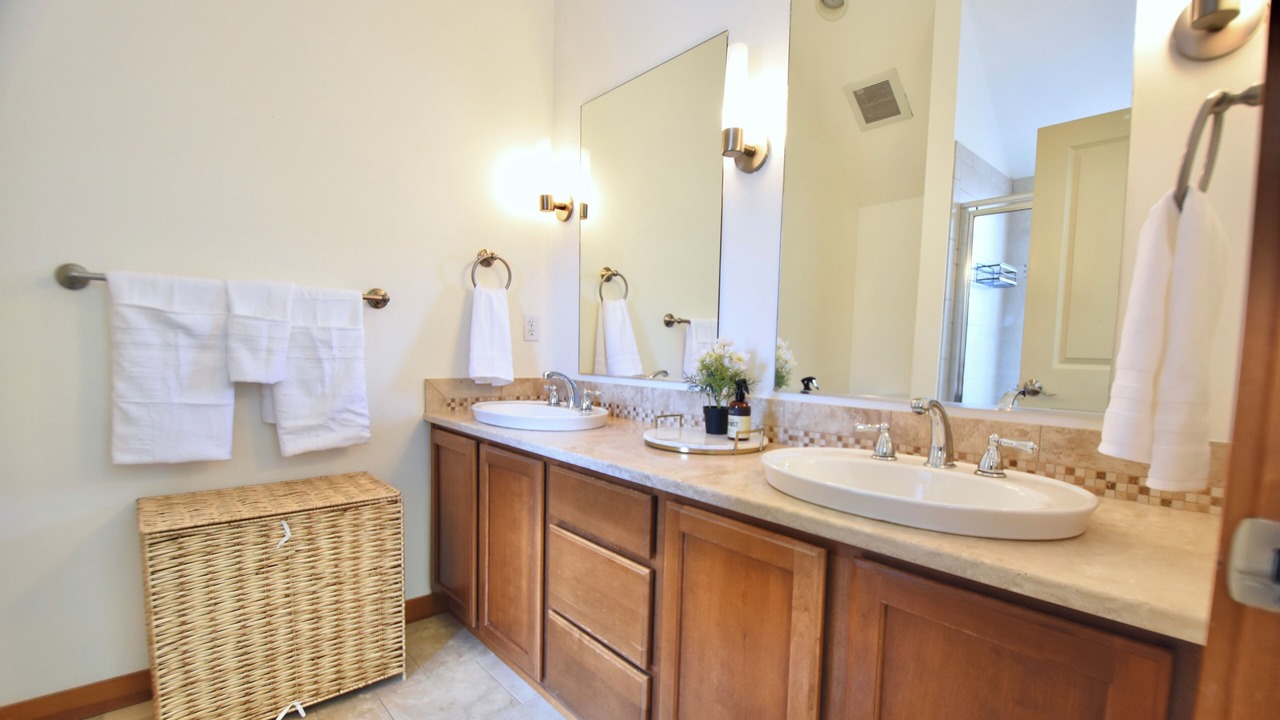 Photo of Bathroom in Lower Queen Anne