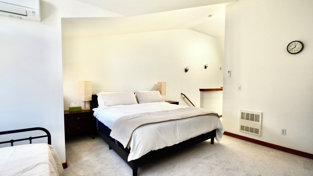 Photo of Bedroom in Lower Queen Anne