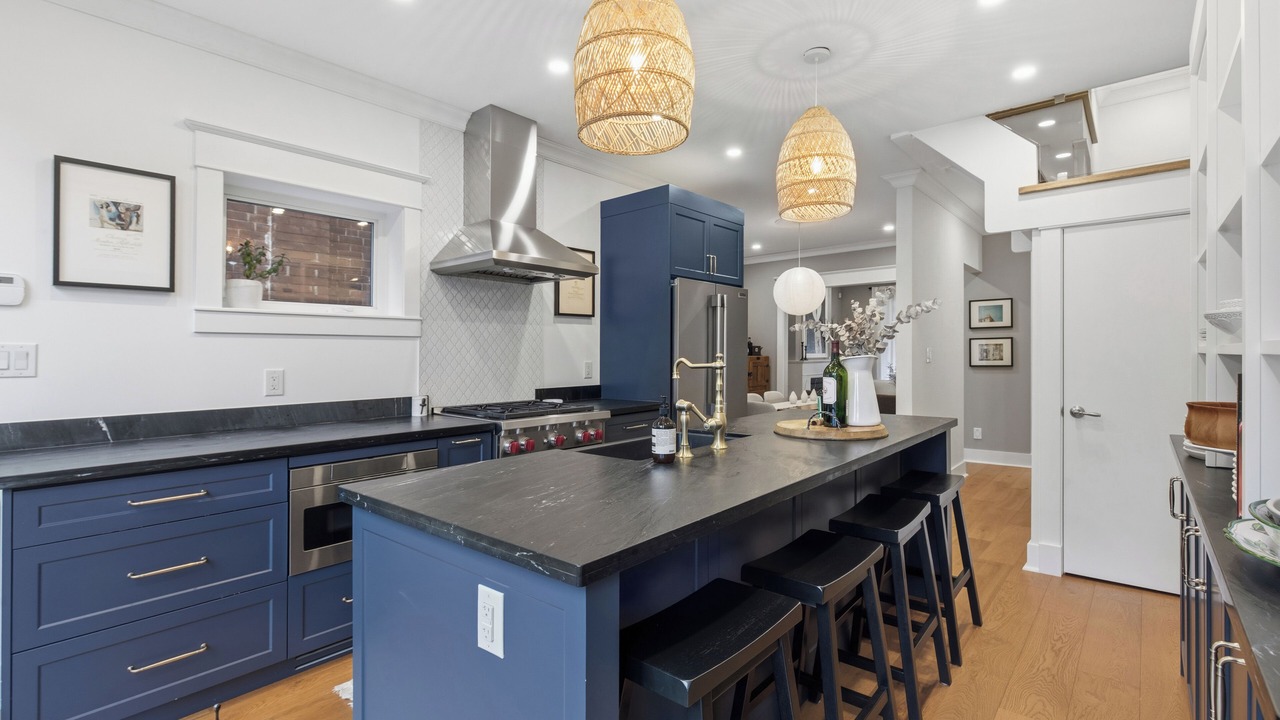 Photo of Kitchen in Roncesvalles Village