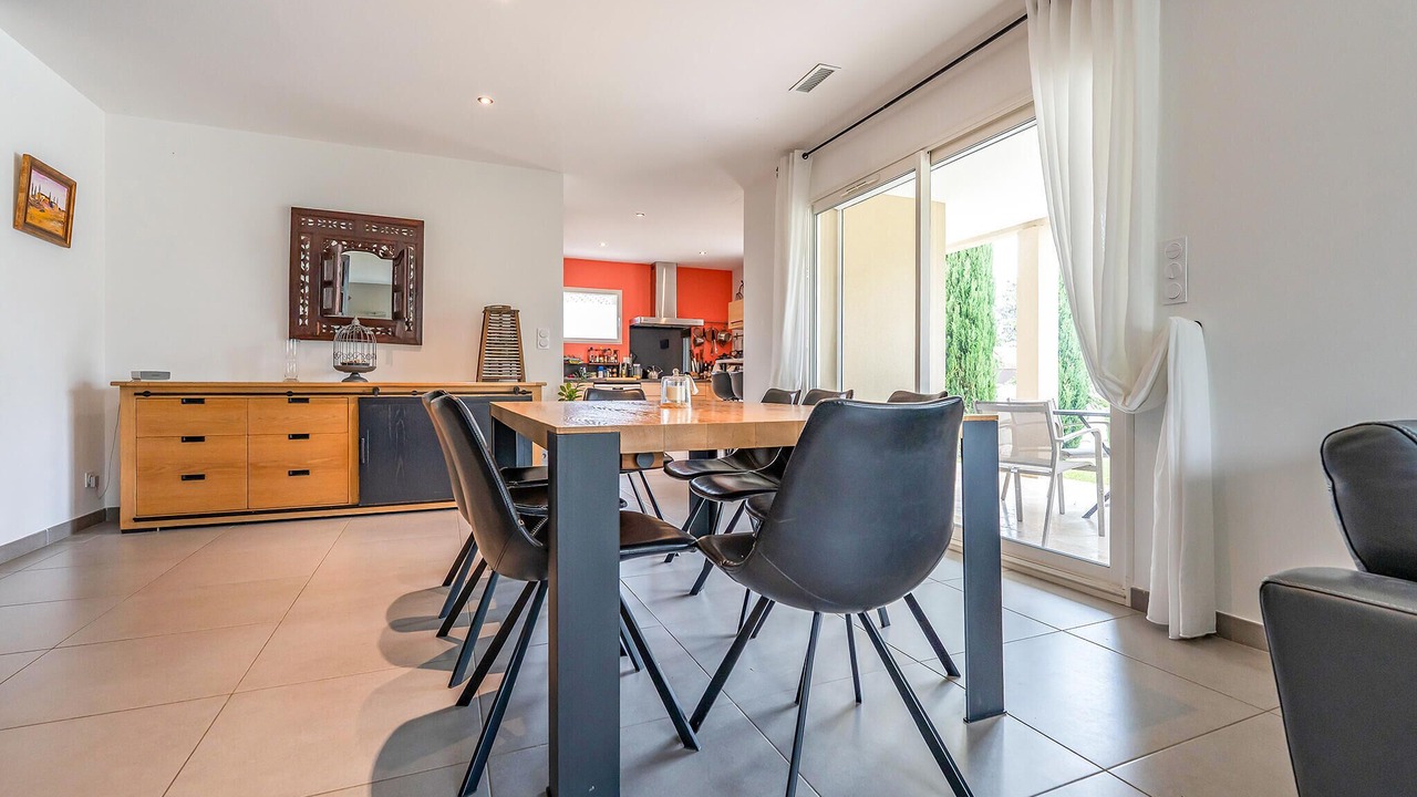 Photo of Bedroom in Saumane-de-Vaucluse
