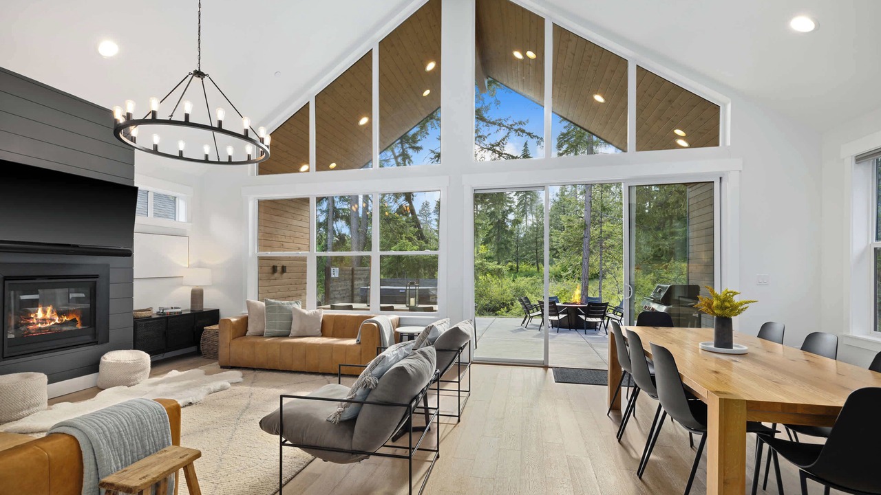 Photo of Livingroom in Roslyn