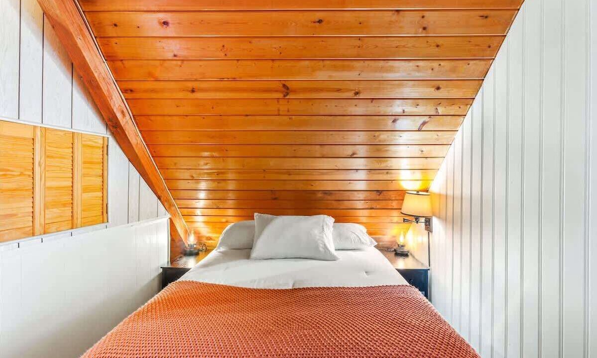 Photo of Bedroom in Greenwater