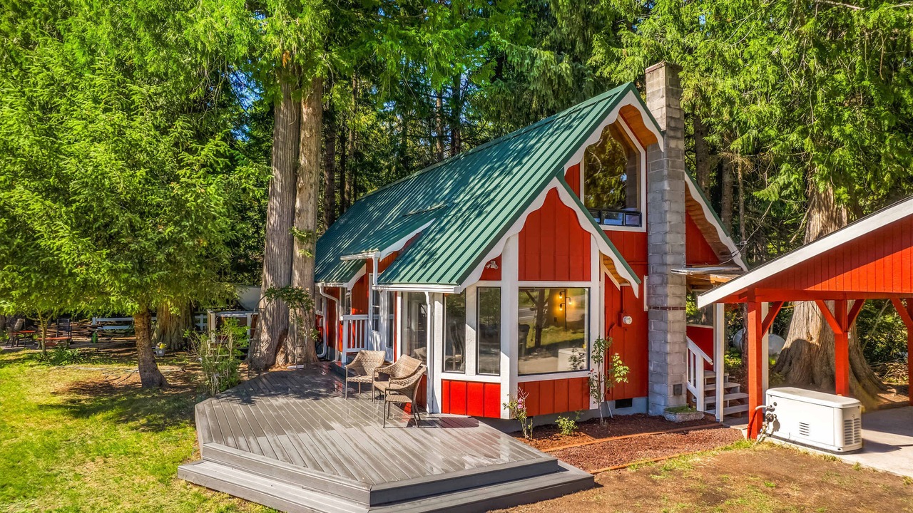 Photo of Outdoor in Greenwater