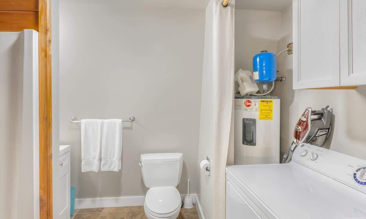 Photo of Bathroom in Enumclaw