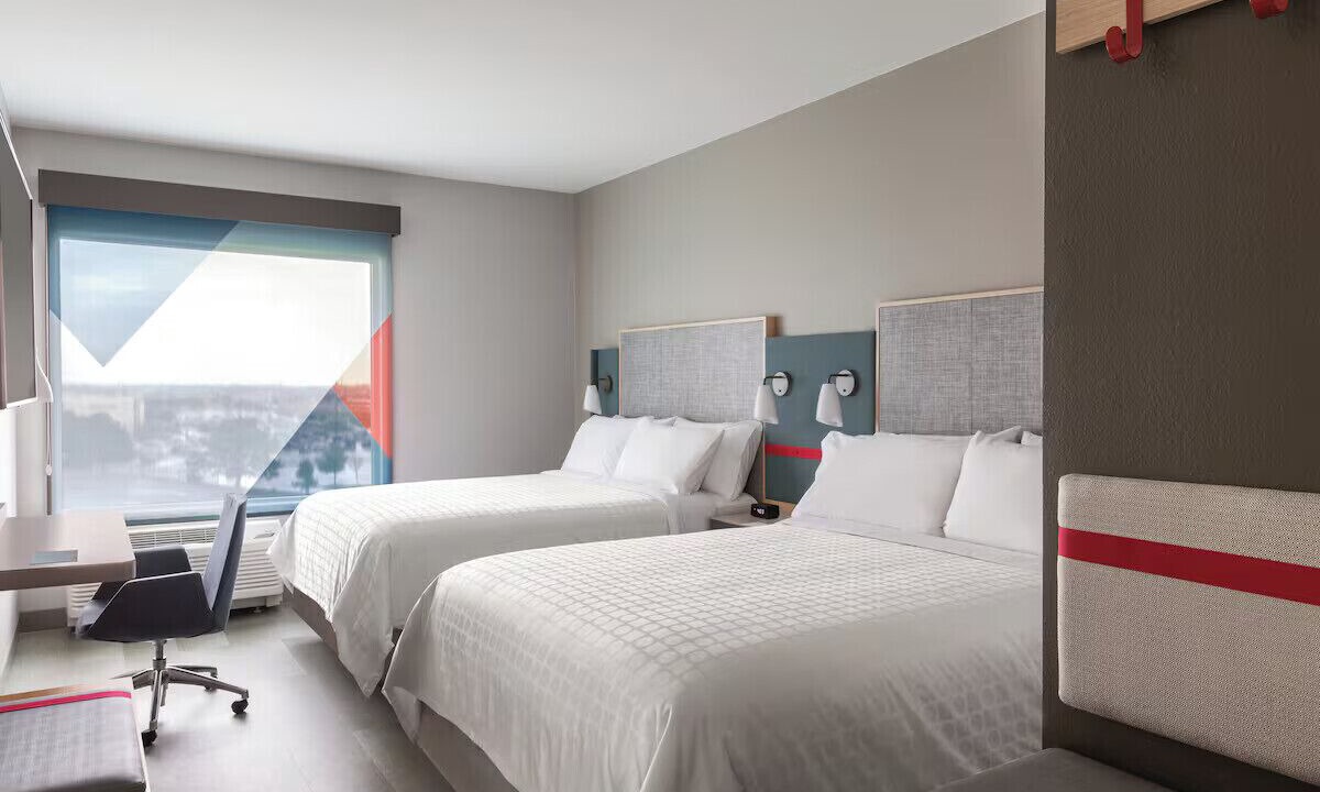 Photo of Bedroom in Davis Spring Commercial