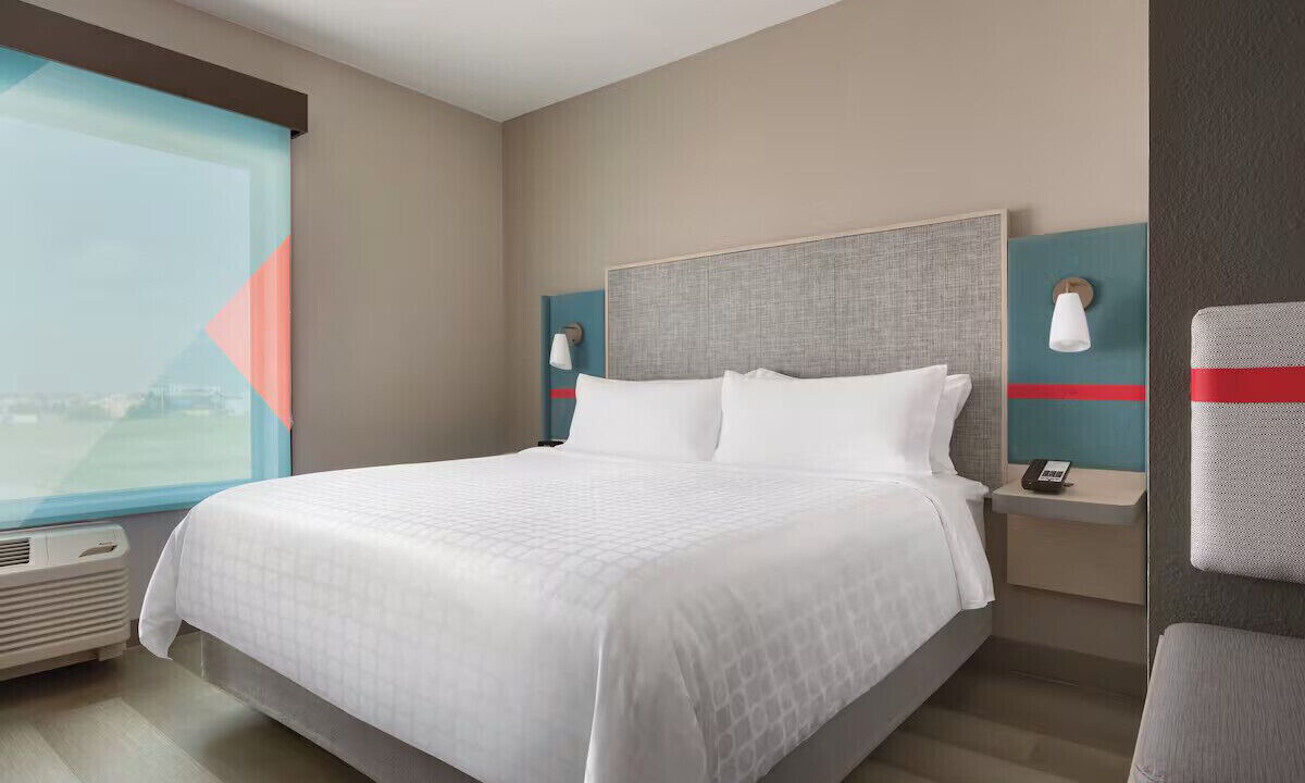 Photo of Bedroom in Davis Spring Commercial