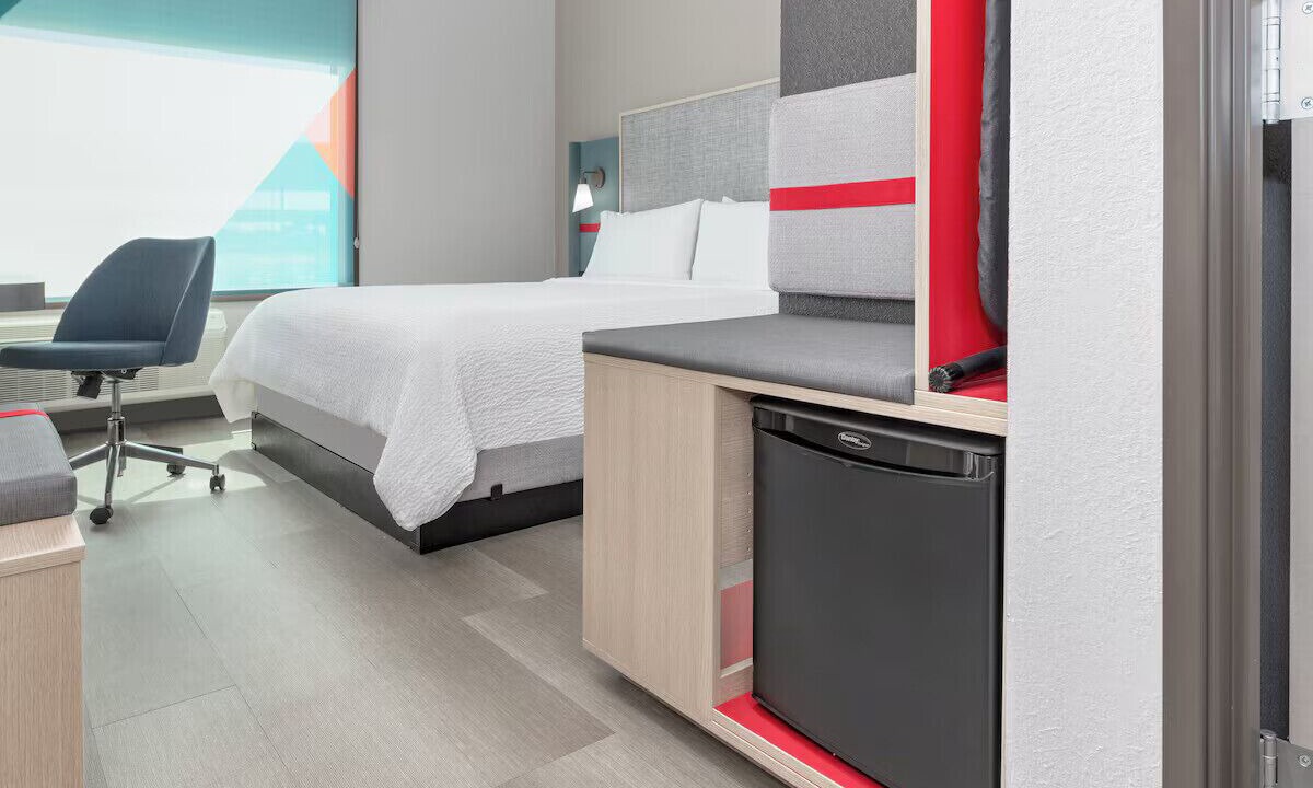 Photo of Bedroom in Davis Spring Commercial