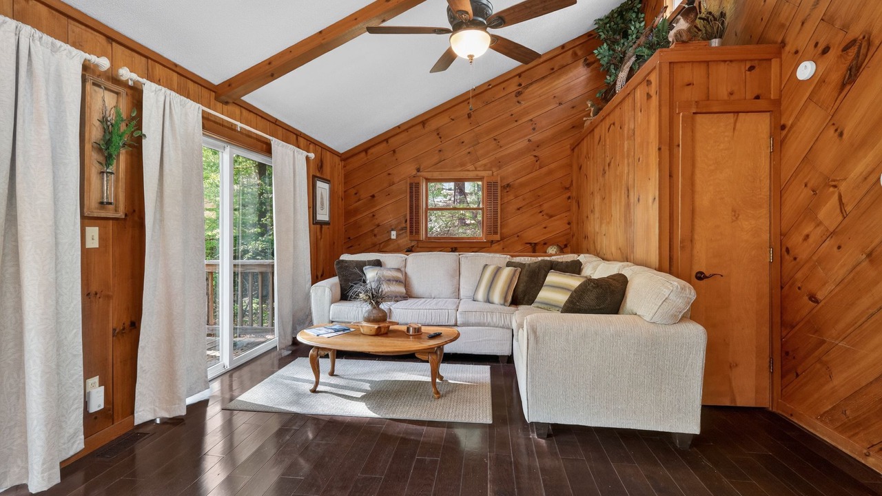 Photo of Livingroom in High Point