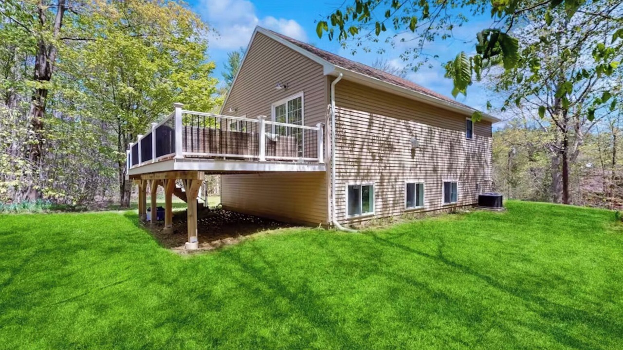 Photo of Outdoor in Tolland