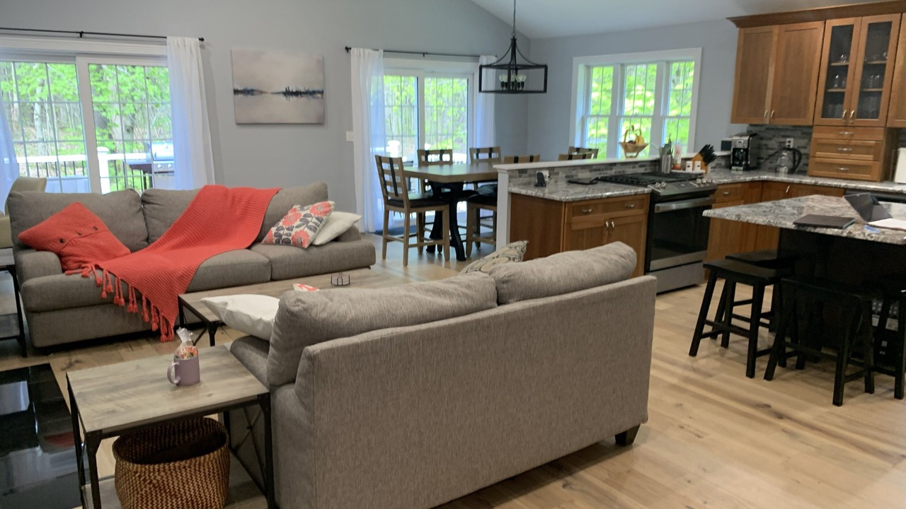 Photo of Livingroom in Tolland