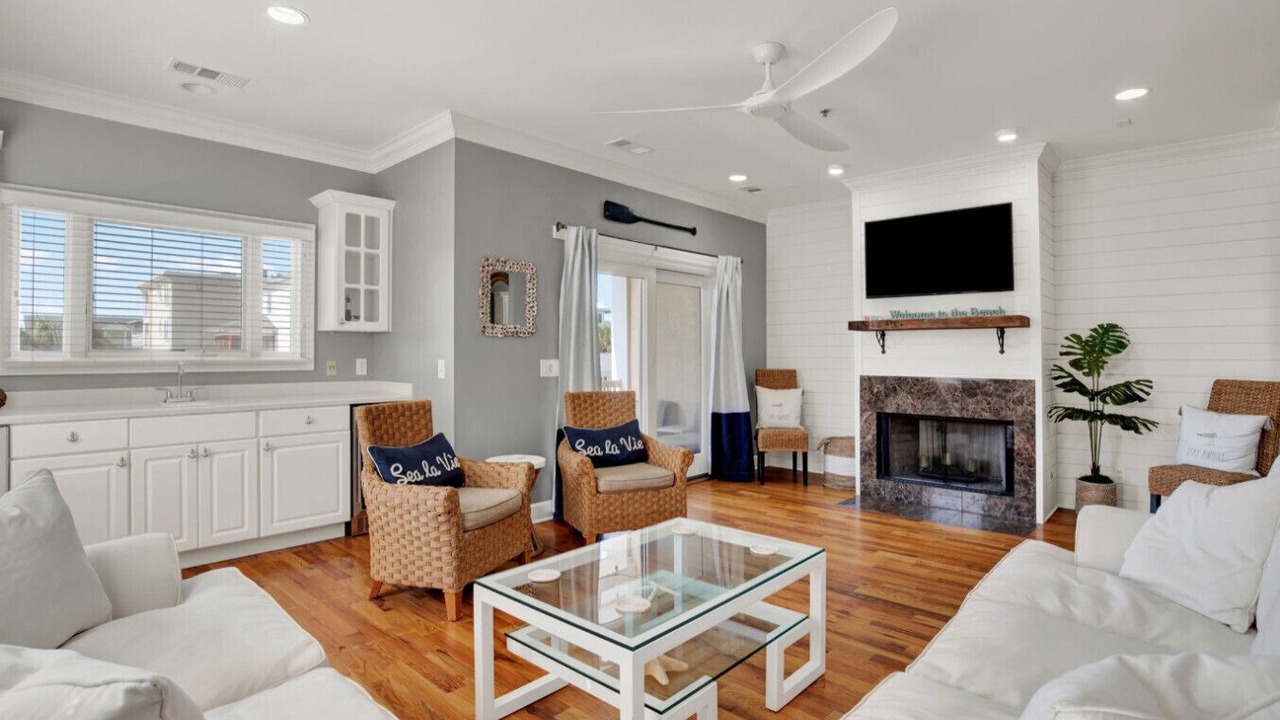 Photo of Livingroom in Tybee Island