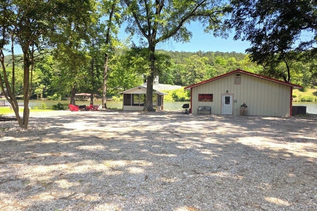 Photo of Outdoor in Piney