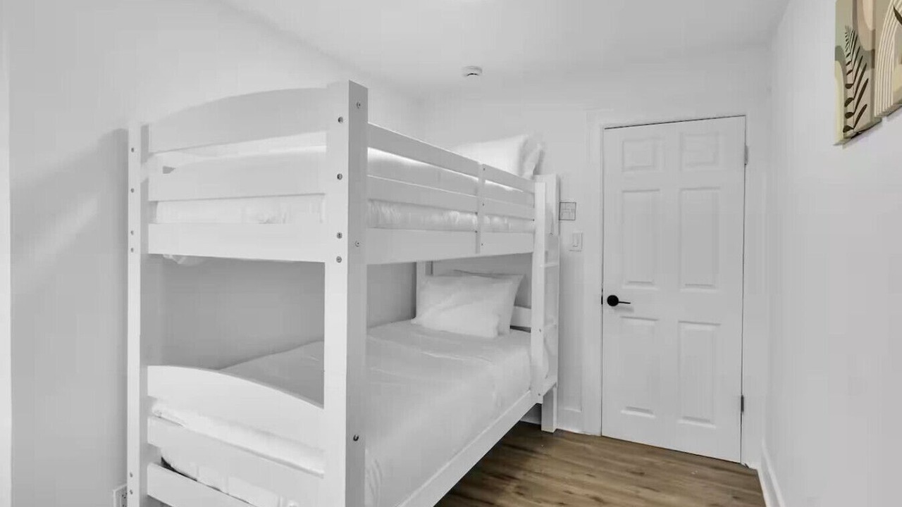 Photo of Bedroom in Niagara Falls
