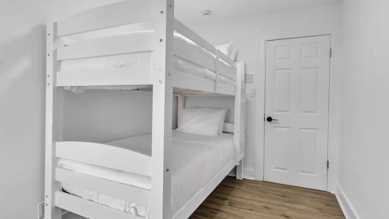 Photo of Bedroom in Niagara Falls