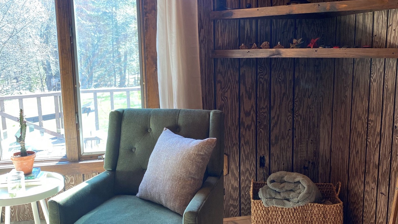 Photo of Livingroom in Roscoe