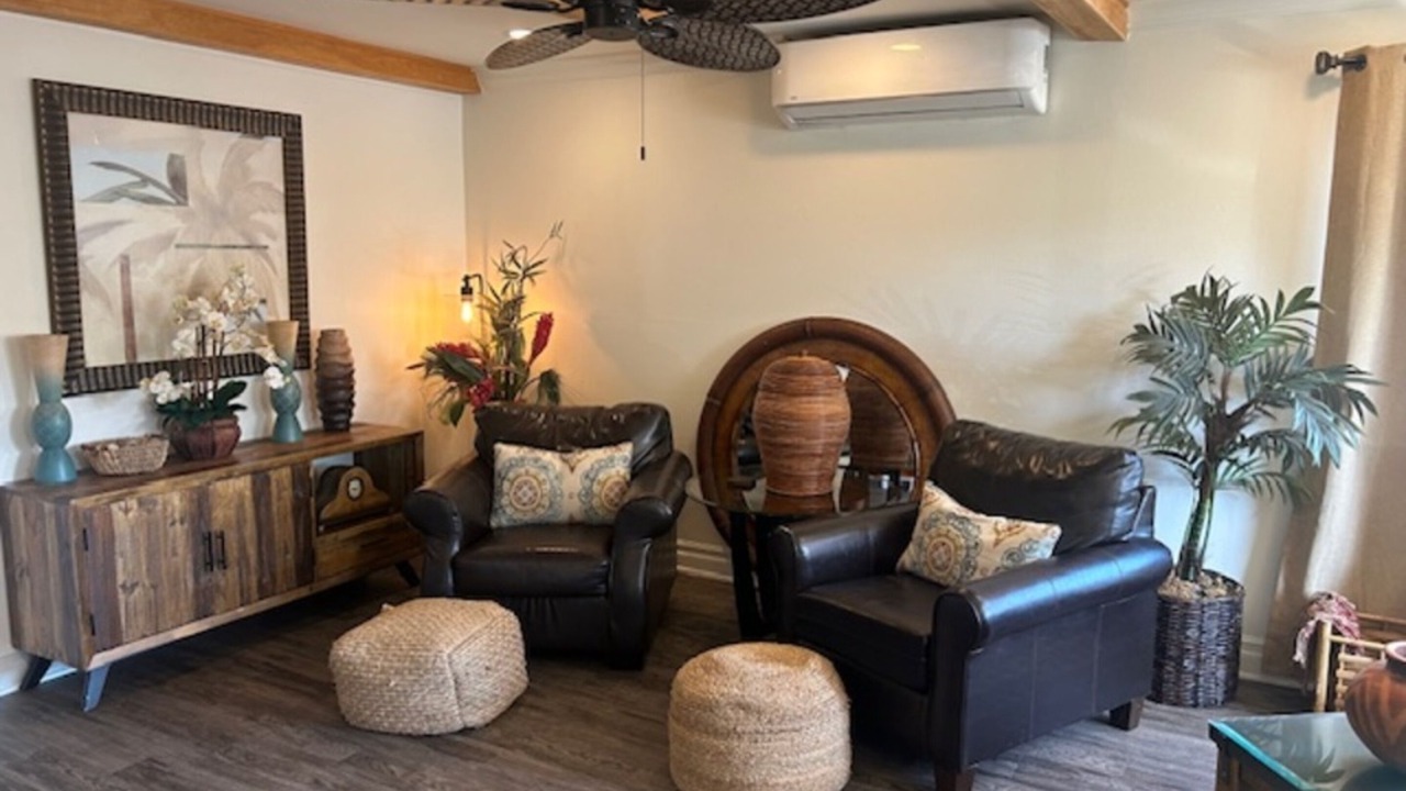 Photo of Livingroom in East Side Costa Mesa