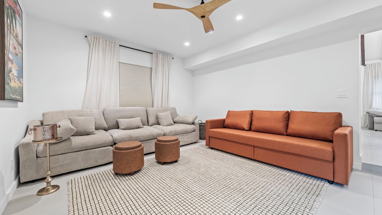 Photo of Livingroom in Colee Hammock