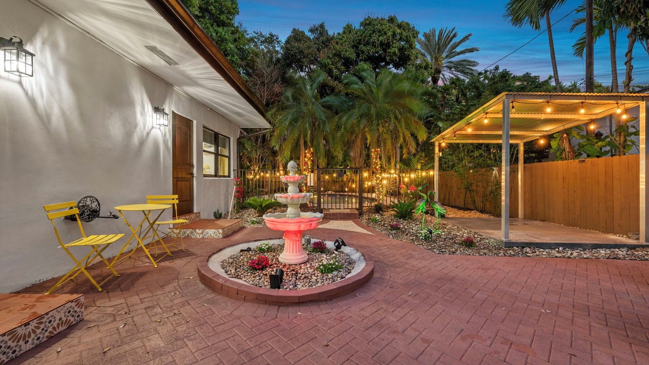 Photo of Outdoor in Colee Hammock