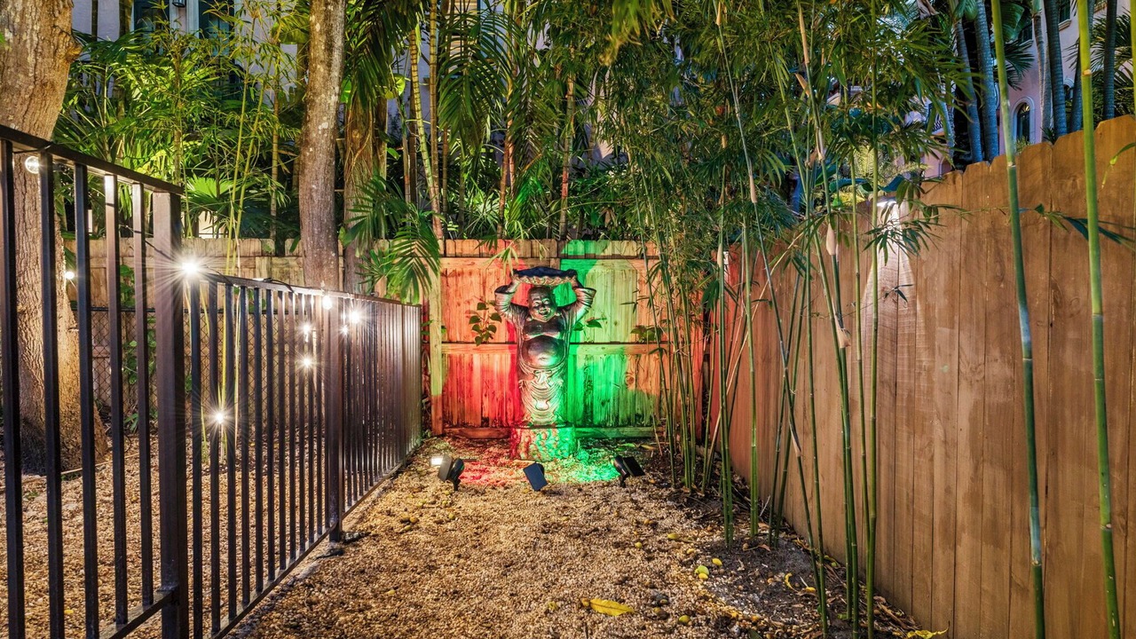 Photo of Outdoor in Colee Hammock