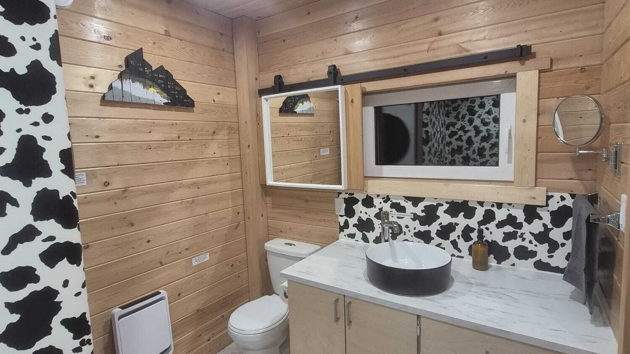Photo of Bathroom in Kenora