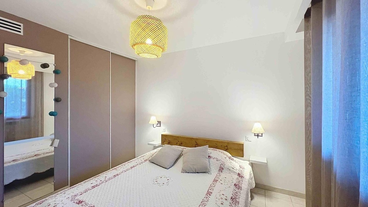 Photo of Bedroom in Vic-la-Gardiole