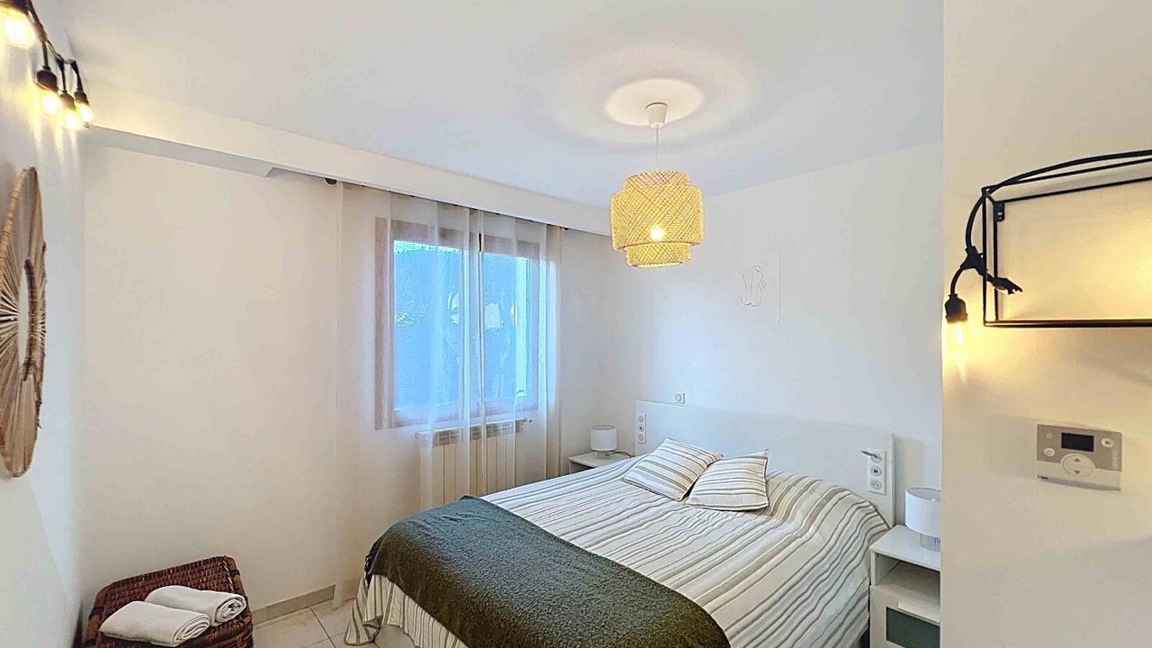 Photo of Bedroom in Vic-la-Gardiole