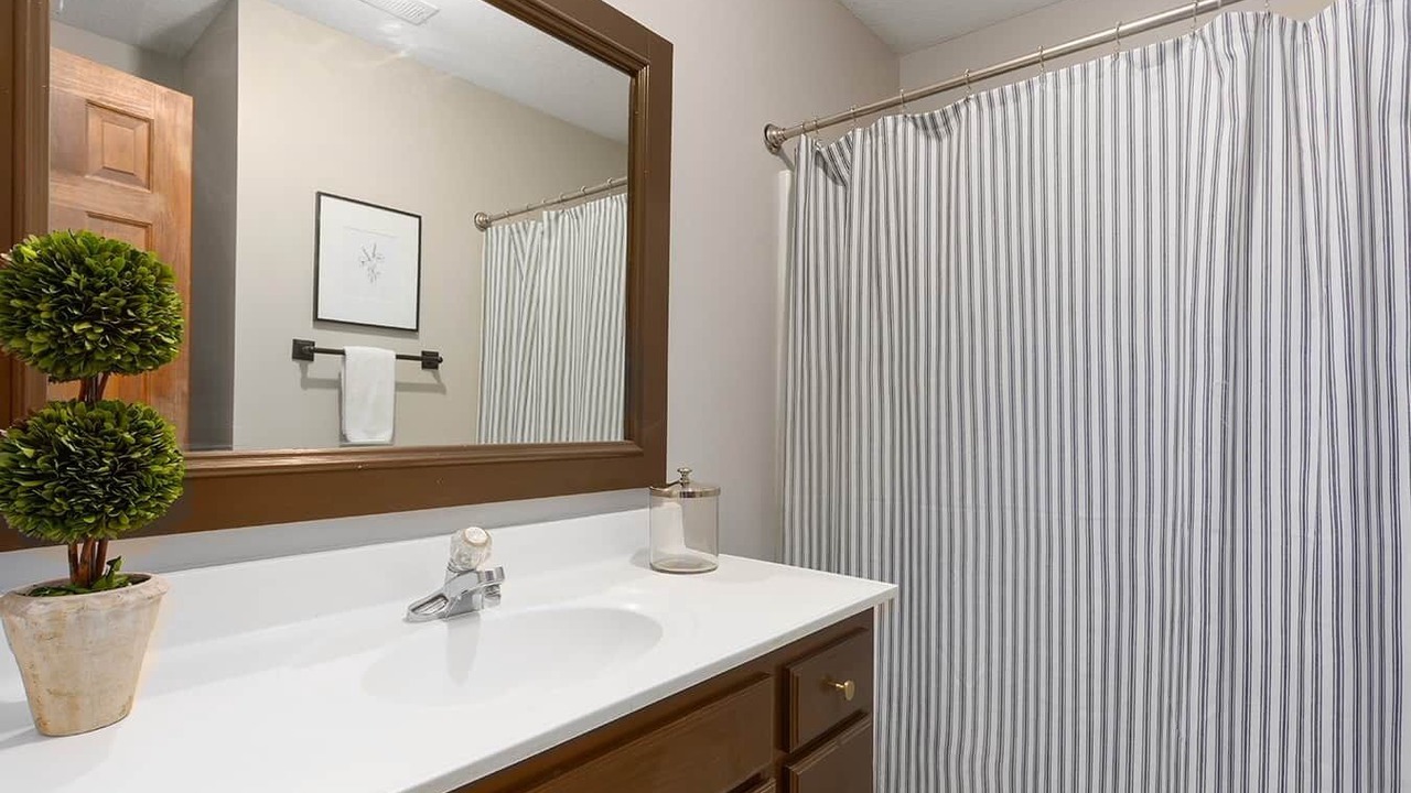 Photo of Bathroom in Lee's Summit