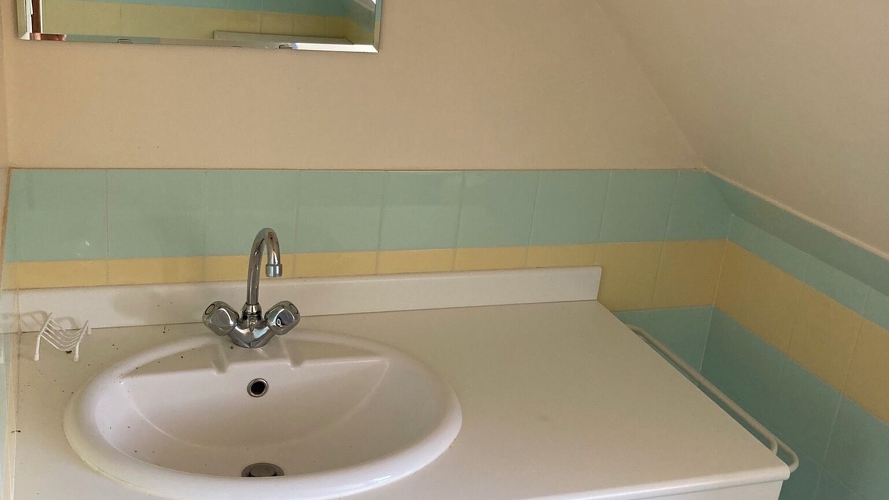 Photo of Bathroom in Castelnau-de-Mandailles