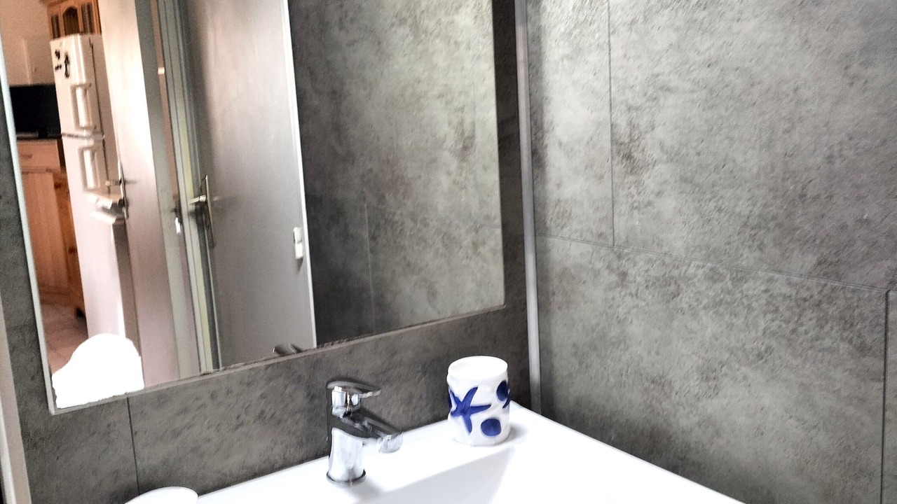 Photo of Bathroom in Saint-Vincent-sur-Jard