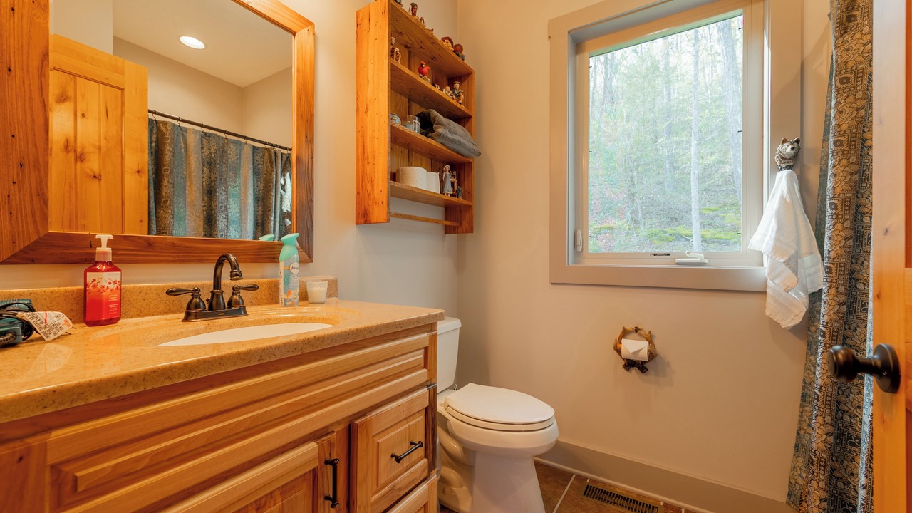 Photo of Bathroom in North Fork