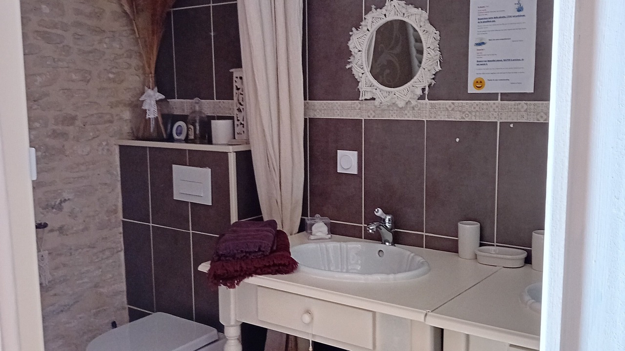 Photo of Bathroom in Ryes