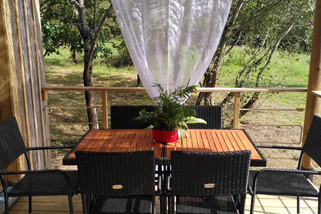 Photo of Outdoor in Chauve