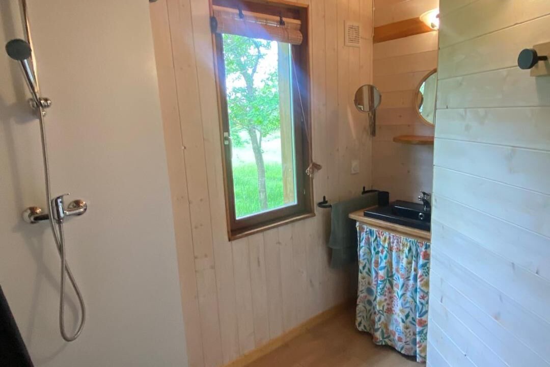 Photo of Bathroom in Chauve