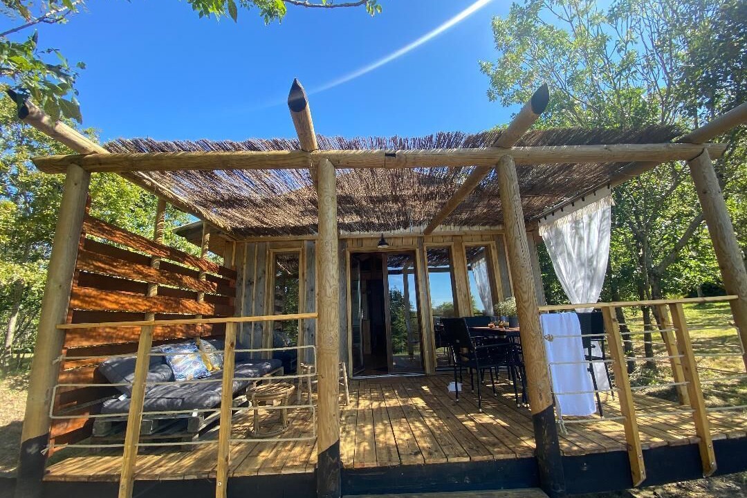 Photo of Outdoor in Chauve