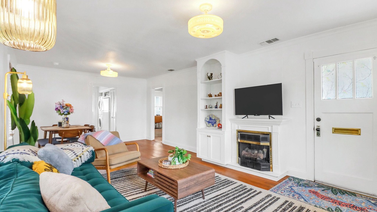 Photo of Bedroom in Elgin