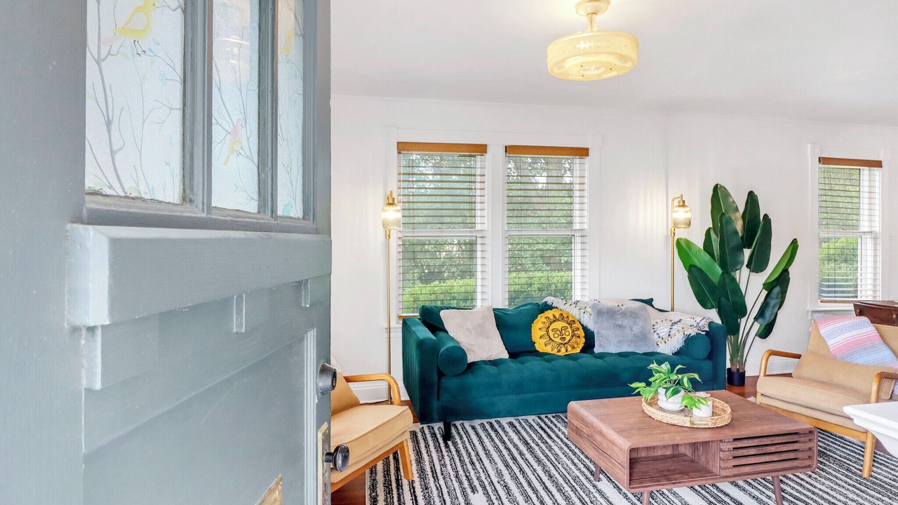 Photo of Bedroom in Elgin