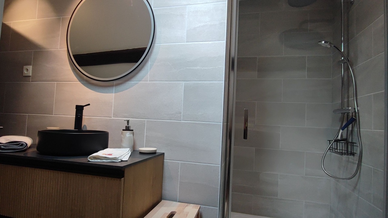 Photo of Bathroom in Mareuil-sur-Ourcq