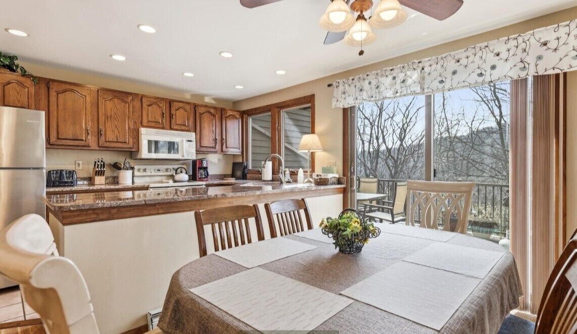 Photo of Kitchen in The Galena Territory